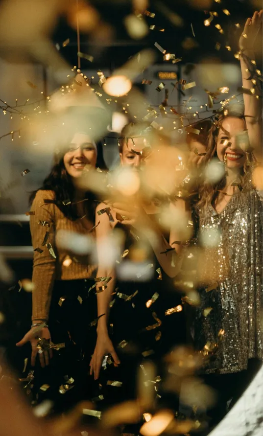 Chamarras Universitarias y Empresariales Personalizadas de Piel - Gradiaciones especiales y regalos de graduacion Chamarras Identi